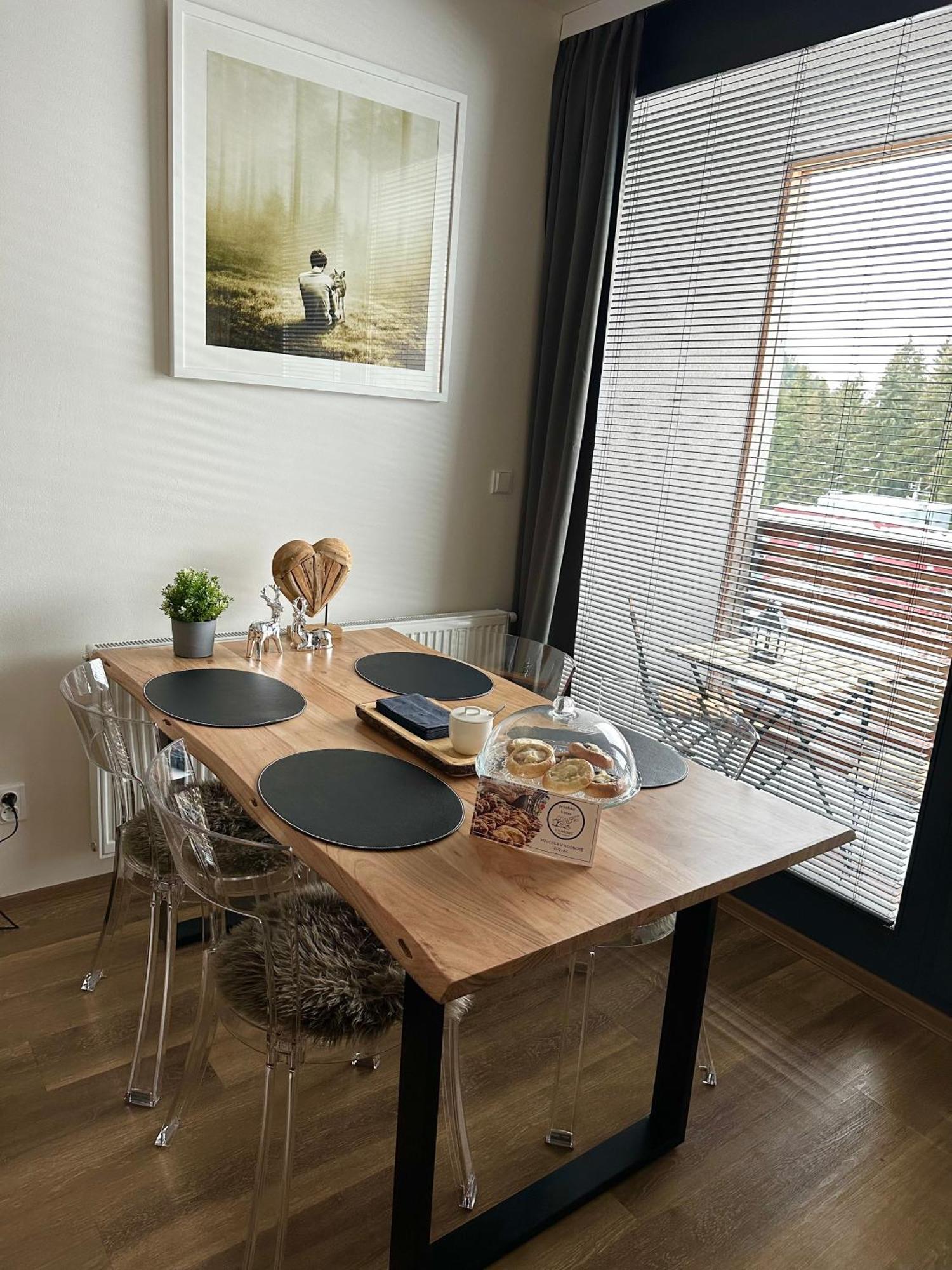 U Jelena Harrachov - Rodinny Apartman U Lesa S Garazi Kültér fotó